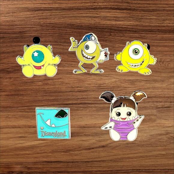 5 Monster's Inc. Disney Parks Trading Pins, Plus 2 Bonus Pins - Picture 1 of 2
